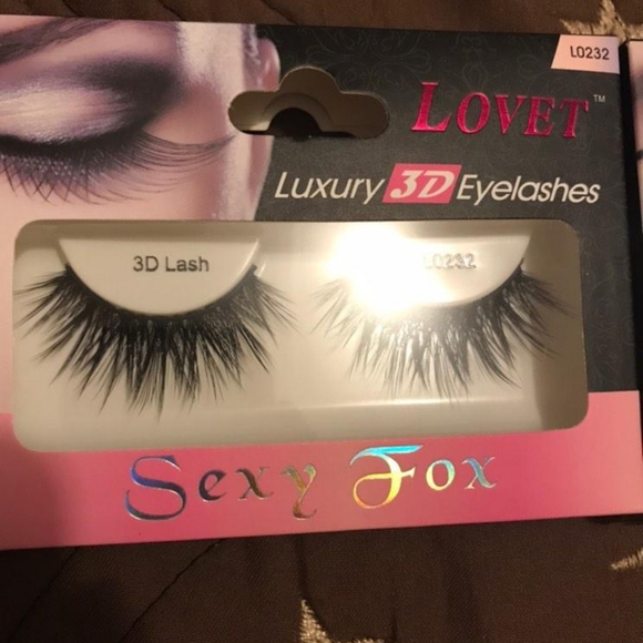 Eyelashes - Picture 6 of 10